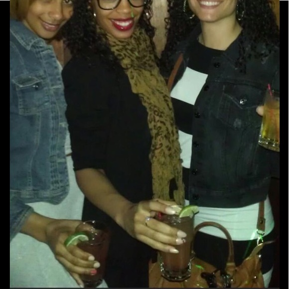 Meet your Posher, Ali R - Picture 11 of 17